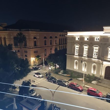 Al Teatro Verdi Luxury Apartment Салерно Экстерьер фото