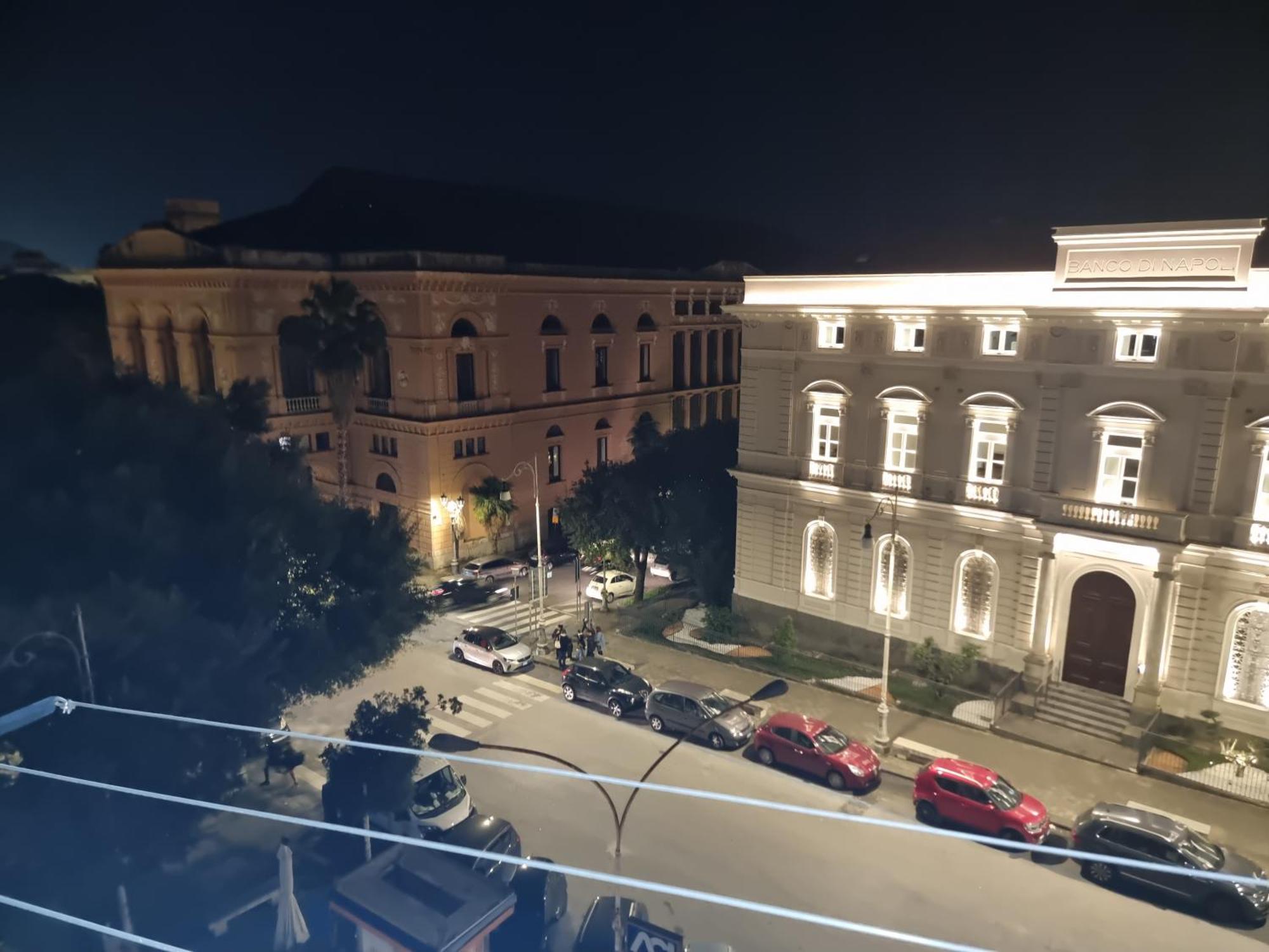 Al Teatro Verdi Luxury Apartment Салерно Экстерьер фото