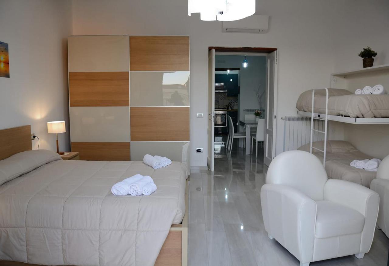 Al Teatro Verdi Luxury Apartment Салерно Экстерьер фото